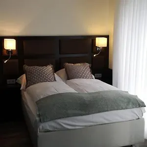 2* Hotel Apartment Hotel City Inn